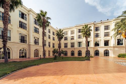 IC Hotels Airport
