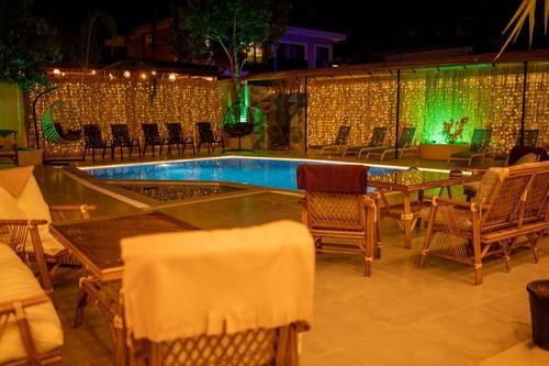 Vois Kemer Hotel