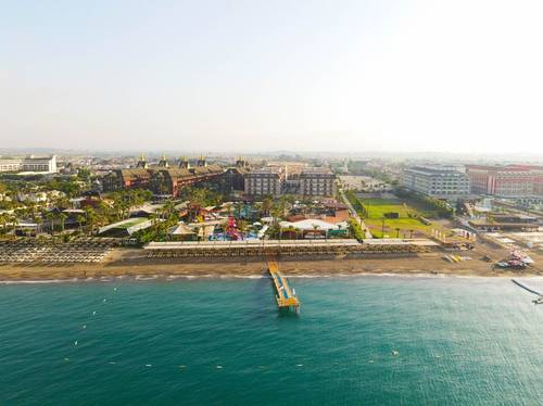 Crystal Family Resort & Spa