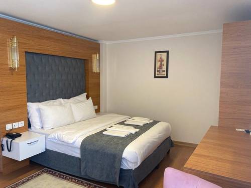 Spinel Hotel