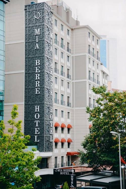 Mia Berre Hotel