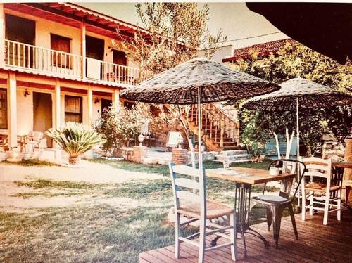 Attalos Suites Hotel