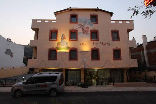 Ave Maria Hotel
