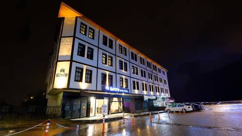 Simra Otel