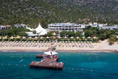 Latanya Park Resort