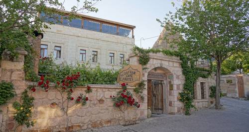Safran Cave Hotel
