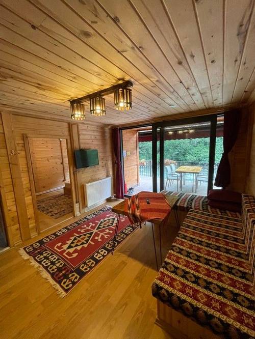 Tuva Villa's