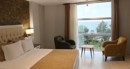 Alarga Premier Hotel