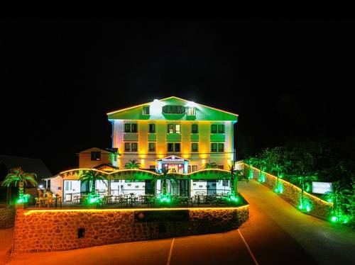 Perla Blanca Hotel