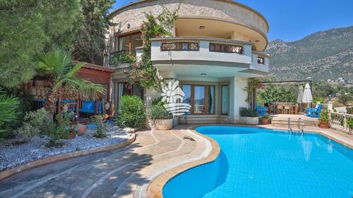 Villa Roundhouse