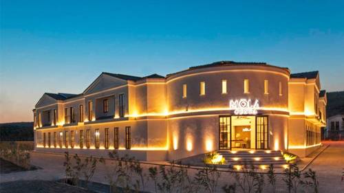 Mola Cunda Hotel