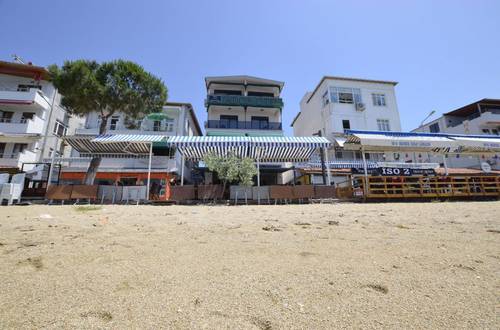 Ados Otel