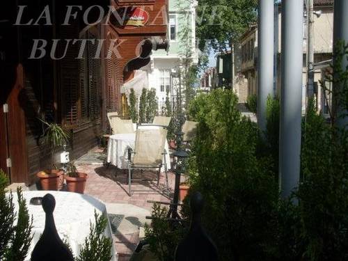 La Fontaine Otel