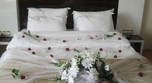 Anya Suit Otel