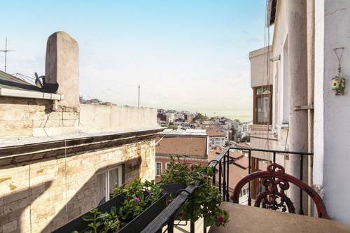 Benedict | Beyoğlu