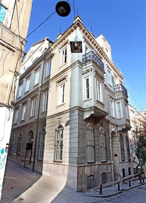Ada Homes Apart