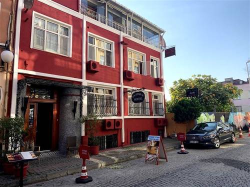Antique Hostel & Hotel