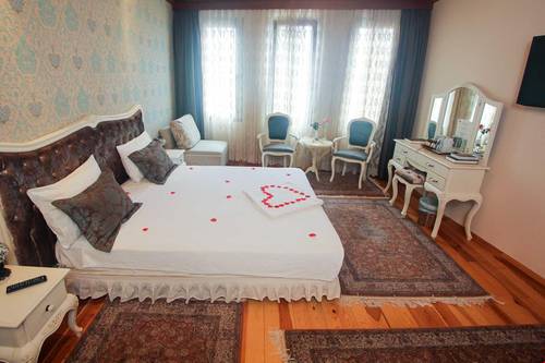 Esans Hotel