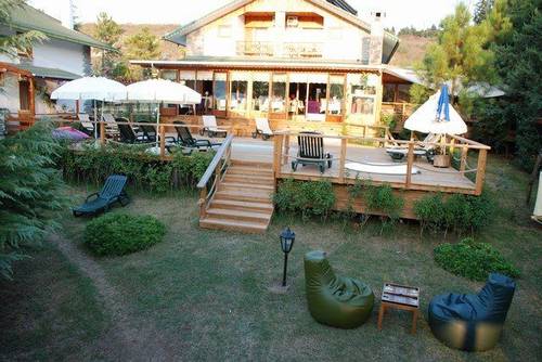 Tree Tops Park Hotel