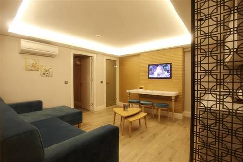 Carina Park Suites