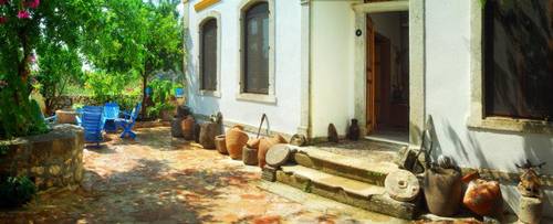 Saklı Konak