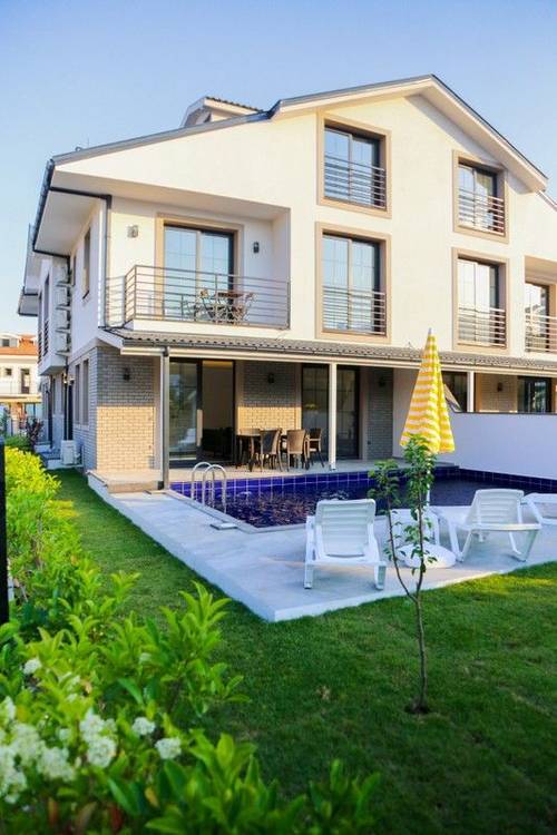 Villa Nida
