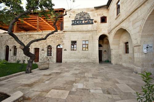 Under Cave Hotel