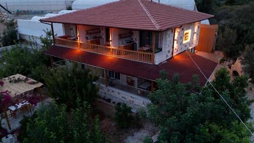 Anatolia Taş Evleri