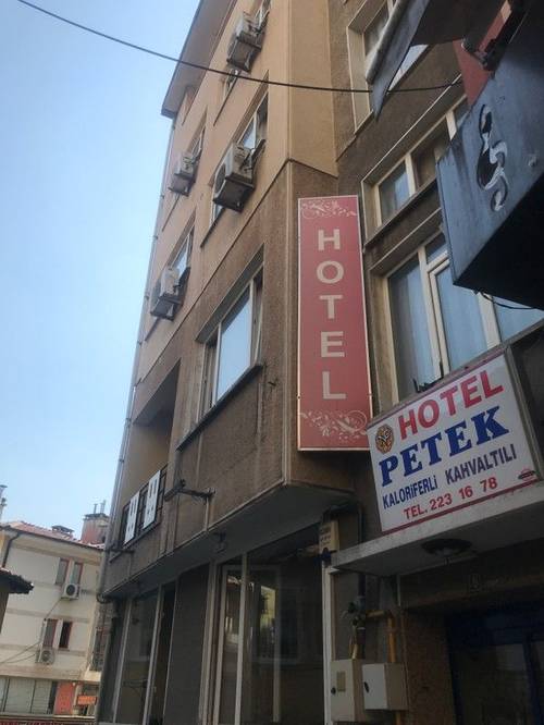 Petek Hotel