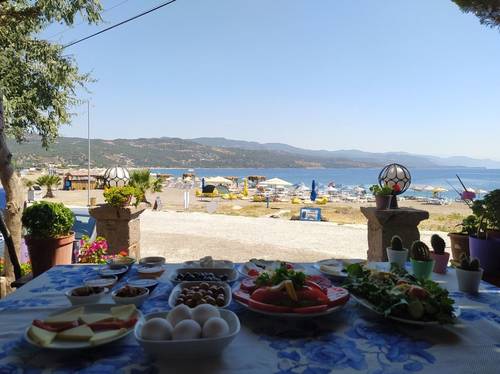 Assos Gelincik Pansiyon