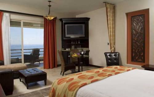 Parador Resort & Spa