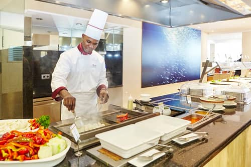 Universal Hotel Marques