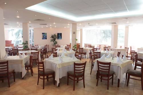 Luna Beach Hotel