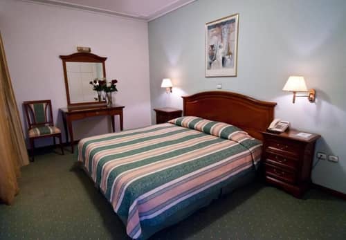 Oasis Hotel Apartments