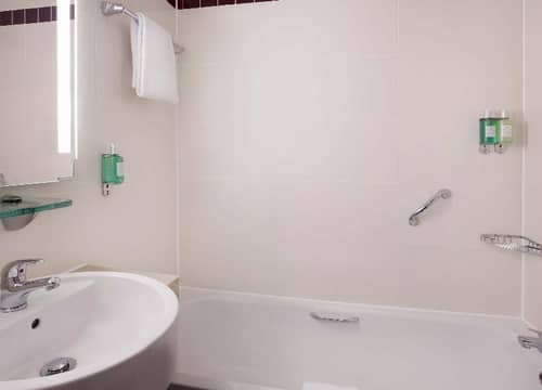 Leonardo Hotel Leeds - Formerly Jurys Inn
