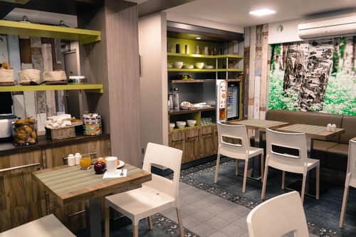 Prince Albert Wagram