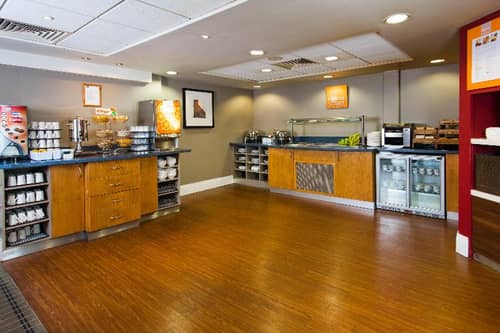 Holiday Inn Express Swansea East