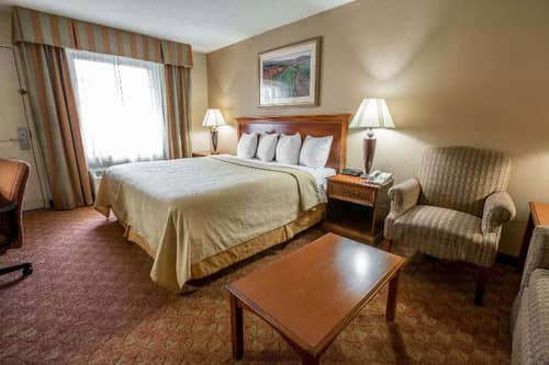 Quality Inn and Suites Hanes Mall