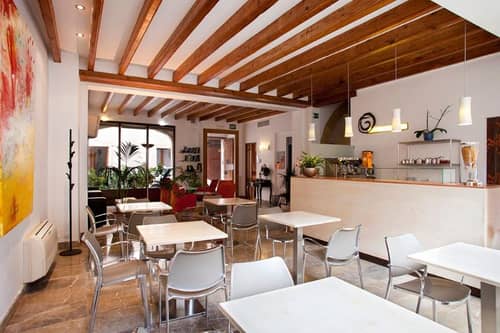 L'Hostal