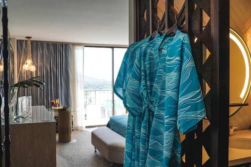OUTRIGGER Waikiki Beachcomber Hotel