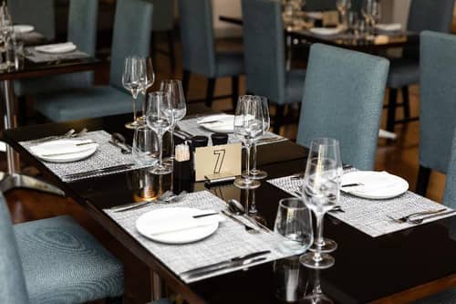 Lord Charles Hotel