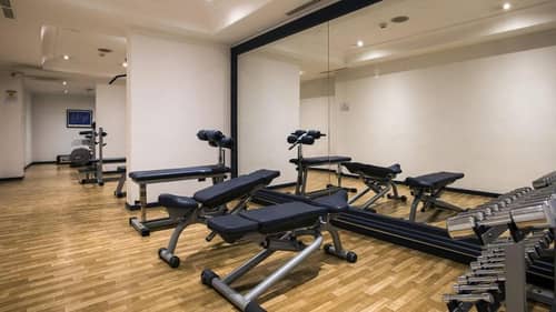 FlyOn Hotel & Conference Center