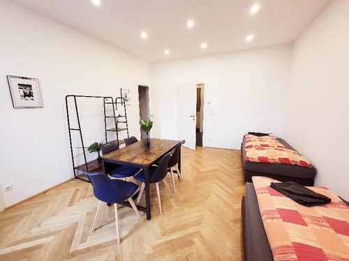 Donaufelder City Apartment Vienna