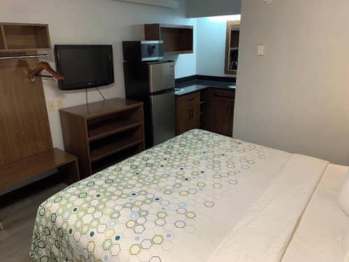 Hometowne Studios Mystic - New London