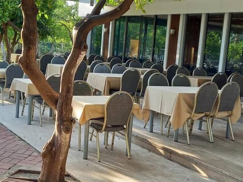 Omorfi Garden Resort