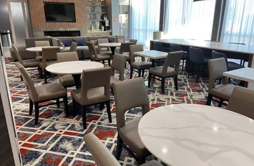 La Quinta Inn & Suites By Wyndham Chelsea