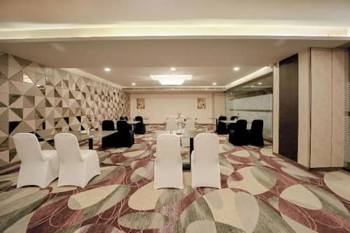 Zip By Spree Hotels Surat