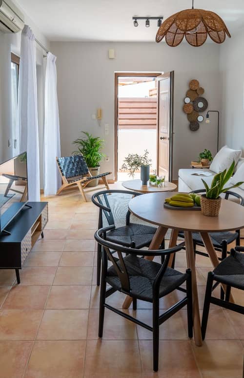 Syra Suites
