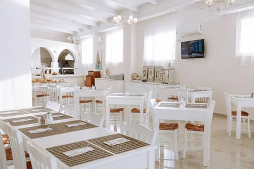 Naxian Emerald Hotel