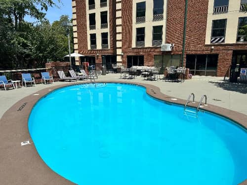 Four Points by Sheraton Greensboro Airport